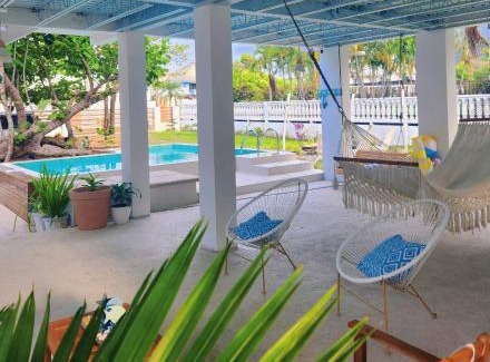 Corozal Ski Chalet | Elegant chalet 2 minutes from the beach Ideal families
