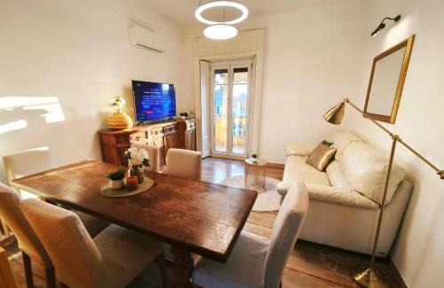 Citta Studi Apartment | elegant city view flat adjacent metro