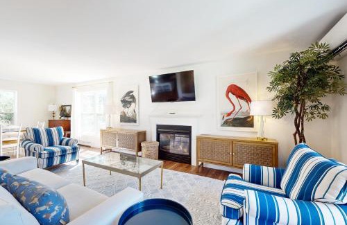 Rockport House | Elegant Coastal Retreat