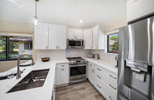 Hunt Club Cottage | Elegant Cottage With Stunning Golf View at PGA National
