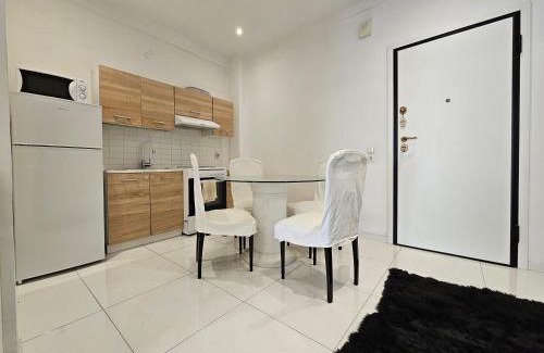 Ampelokipoi Apartment | Elegant Experience Stay - Athens Town
