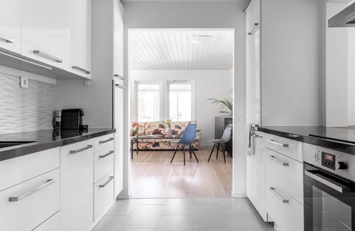 Gashaga House | Elegant home with stunning sea view and garden
