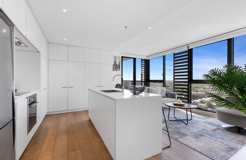 Flemington Apartment | Elegant Inner-West 2-Bed with City Views & Pool