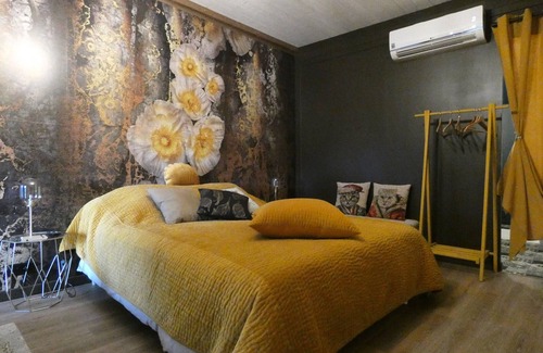 Janville Bed & Breakfast | Elegant Japanese Room in Scenic Beauce