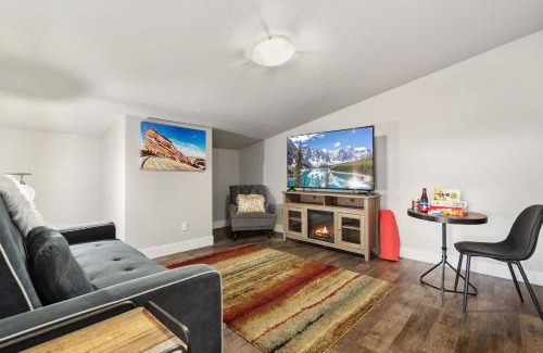 Old Town North House | Elegant Oasis - Fireplaces, King Beds, Mtn Views!