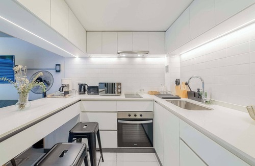 Santiago Apartment | Elegant studio with private terrace in Providencia