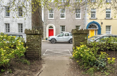 Clonakilty House | Elegant Suite in Historic Georgian Home , Emmet Square, Clonakilty