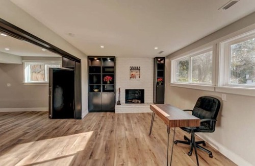 Bothell House | Elegant, Unique Entire LowerUnit