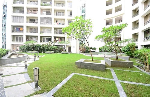 Kolkata Apartment | Elegant Xanadu Studio 604 -Pool, Airport, CC2 Mall