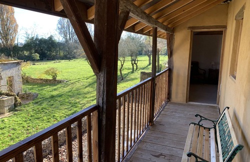 Samadet Cottage | Elegantly Rustic 2 bedroom French Cottage
