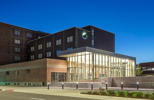 Moline Hotel | Element Moline