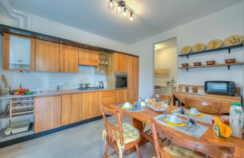 Salo Apartment | Elena Apart-Balcony & parking private, Salò, Italy