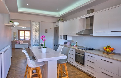 Agios Stefanos Avliotes Apartment | Elena Luxury Suite Agios Stefanos