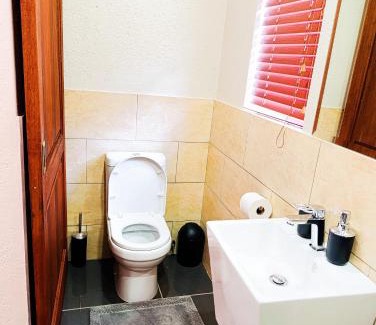 Nelspruit House | Elephant Villa Private Room