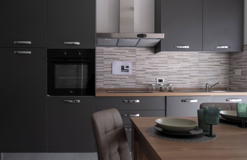 Zona XXXIII Acilia Sud Apartment | Elephantine House