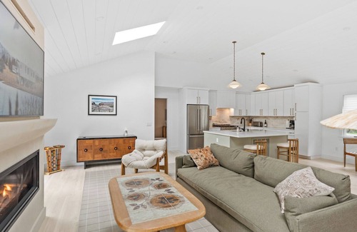 Cutchogue House | Elevated North Fork Escape with Chic Interiors and Private Poolside Oasis -.