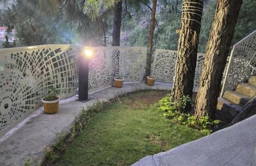 Murree Apartment | Elevation 5-5K Nature Comfort Honeymoon Suite