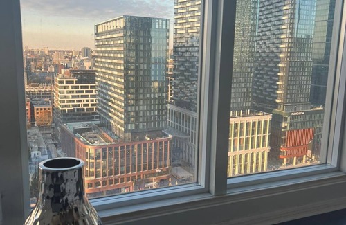 Wellington Place Condo | Elite Executive Skyline Suite - Downtown Toronto