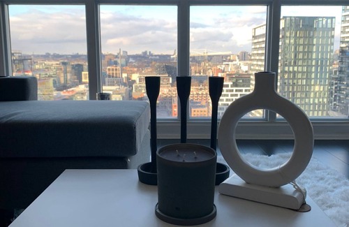 Wellington Place Condo | Elite Executive Skyline Suite - Downtown Toronto