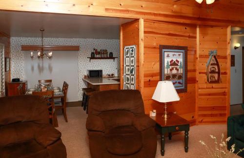 Idyllwild House | Elk Horn Retreat