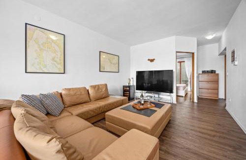 Vintijan Apartment | Ellie Kajak Pula