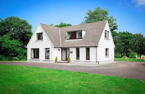 Ardfert House | Ellie's Farmhouse