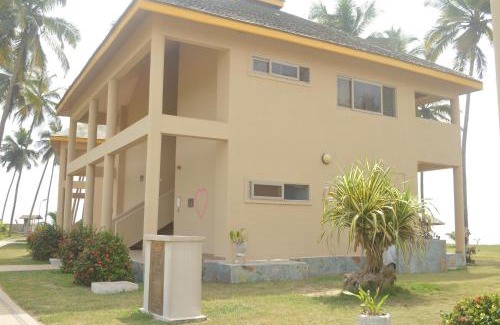 Elmina Hotel | Elmina Bay Resort