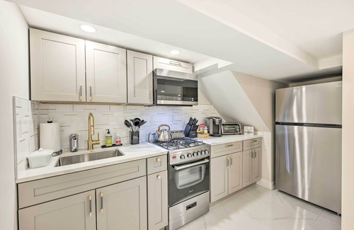 Elmont Apartment | Elmont Studio Near UBS Arena, 19 Mi to NYC!