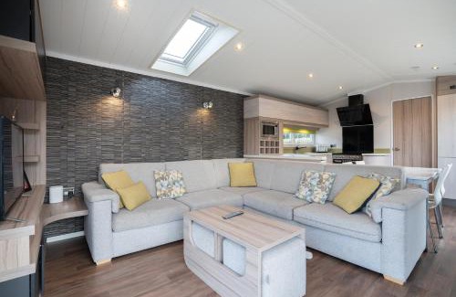 Port Seton Resort | ELVIS, King Of The Caravans, 6 Berth