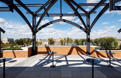 South Bend Hotel | Embassy Suites by Hilton South Bend