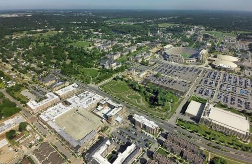 South Bend Hotel | Embassy Suites by Hilton South Bend