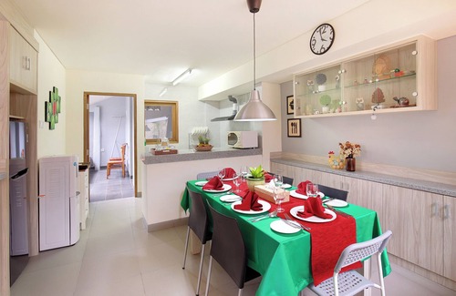Taman Griya House | Emeline House Cozy Retreat Just Minutes from Everything!