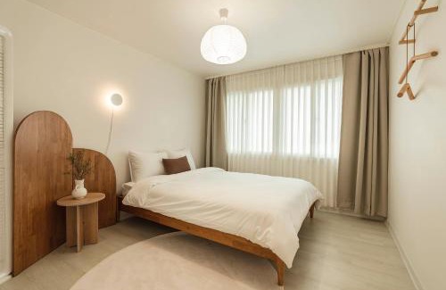 Yeonnam-dong Apartment | Emotional, 3type inteior style