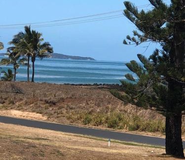 Emu Park House | Emu Park Beach Front Apartment