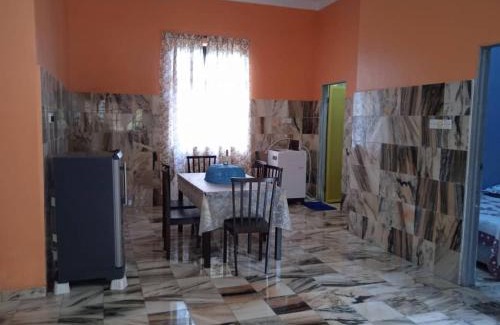 Kampung Changkat Sedonan House | Enalys Homestay untuk orang islam sahaja