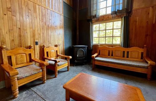Pueblo Nuevo Ski Chalet | Encantadora Cabaña del Lago - Parque La Pirámide