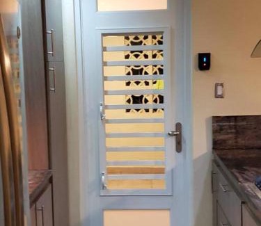 Levittown House | Encanto Caribeño en Levittown Lakes Puerto Rico