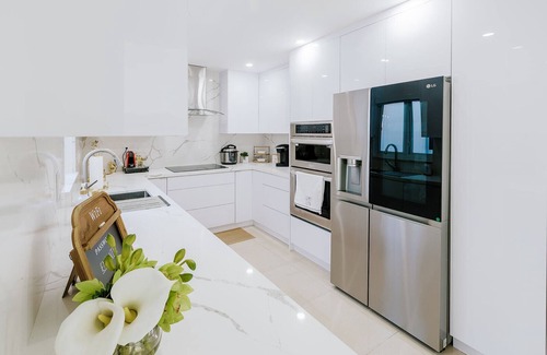 University Park House | Encanto Family, cozy patio & pool, near to everything