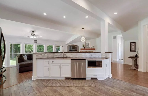 Collierville House | Enchanted Manor: A Luxurious Tudor-Style Retreat Amidst Nature's Splendor