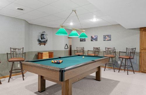 Sauk Rapids Villa | Enchanted Pines