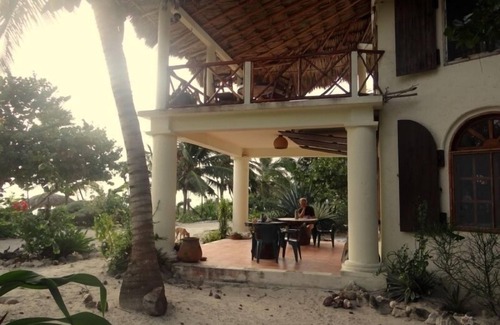 Mahahual House | Enchanting Beach Villa- Snorkeling, Fishing, Kayaking Costa Maya Reefs