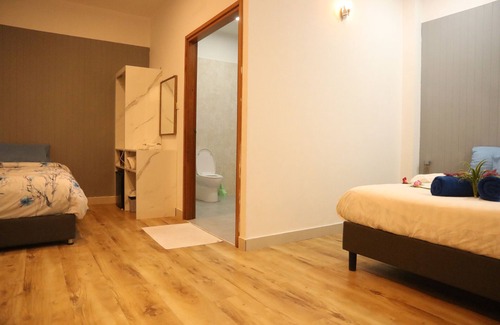 Thulusdhoo Island Bed & Breakfast | Enchanting bed & breakfast with WiFi & AC in vibrant Thulusdhoo Coke Surf break