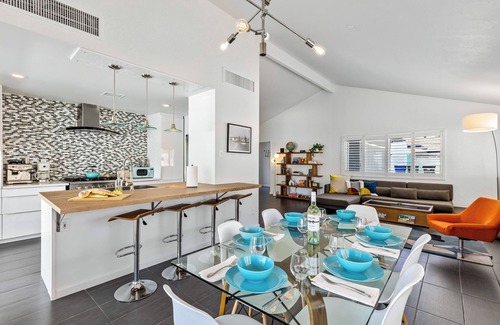Vista Norte House | Enchanting Escudero - Luxury Ranch Home!