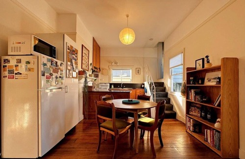 South Hobart House | Enchanting Vintage House at South Hobart