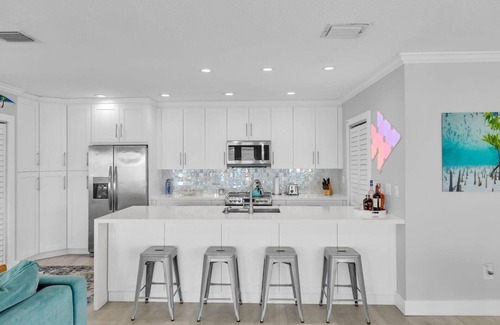 Key Largo Village House | Endless views in Key Largo. freshly remodeled