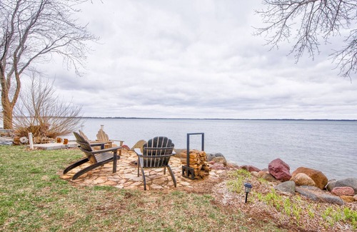 Spirit Lake Cabin | Enjoy a Cabin Getaway on the North Shore of Big Spirit Lake