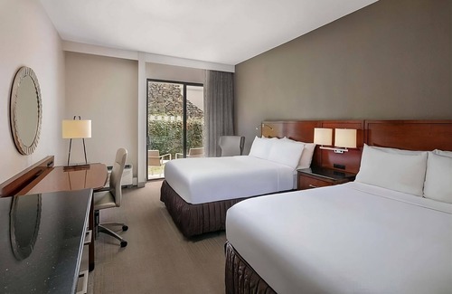 Executive Park Hotel | Enjoy a Hassle-Free Stay! 2 Contemporary Units, Pet-friendly, Parking, Pools!