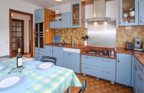 Lamastre House | Enjoy a varied vacation in this beautiful vacation home.