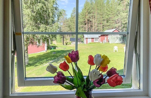 Vuollerim House | Enjoy peace and relaxation in this spacious holiday home in the north of Sweden.