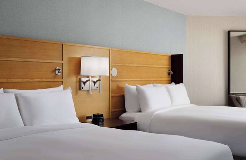 South Redondo Hotel | Enjoy Sun & Sightseeing! 3 Relaxing Units with Private Balcony! Pet-friendly